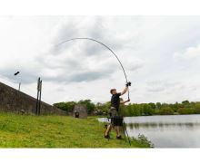 Avid Carp Stojan na Kbelík Bait Station Kit (12)