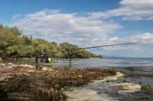 Giants Fishing Kaprový Prut XRS180 9 ft 2,75 m 3 lb 2-Díl (6)