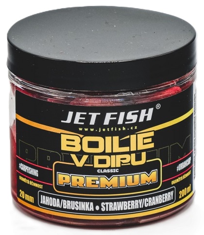 Jet fish boilie v dipu premium clasicc 200 ml 20 mm - jahoda brusinka