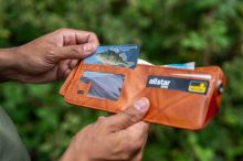 Korum Peněženka Classic Wallet Barbel Parma (7)