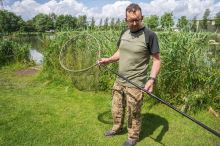 Korum Podběráková Tyč Allrounder Tele-Handle (8)