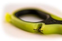 RidgeMonkey Nůžky Nite-Glo Strip n Snip Scissors (1)