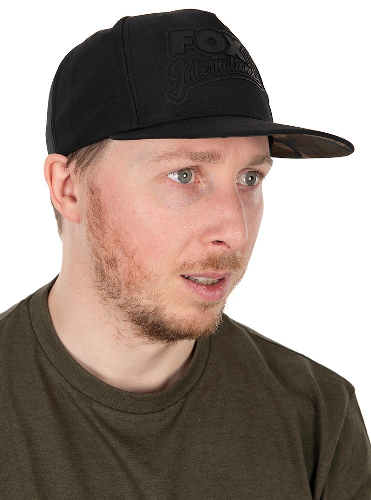 Levně Fox kšiltovka black/camo flat peak snapback hat