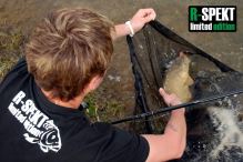 R-SPEKT Tričko Carper černé (5)