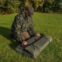 Avid Carp Podložka Folda Cradle XL (5)