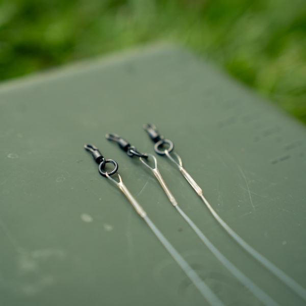 RidgeMonkey Návazce FluoroCast Fused Booms With QC Rotator Swivel 7" 18 cm 3 ks