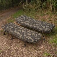 Avid Carp Lehátko Benchmark LevelTech Bed + Spacák Ascent RS Camo Standard (20)