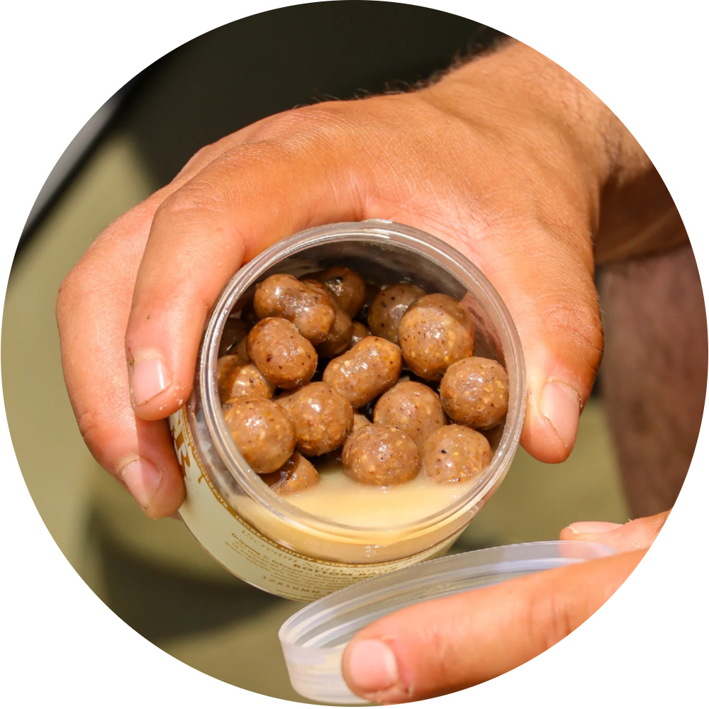 Levně One more cast dumbells nut sauce infused hardened dumbells iscream 150 g 12x16 mm & 14x18 mm