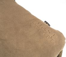 Nash Polštář Tackle Pillow (1)