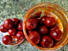 G.B.U. Dipované Boilies Bullets D5 200 g (1)