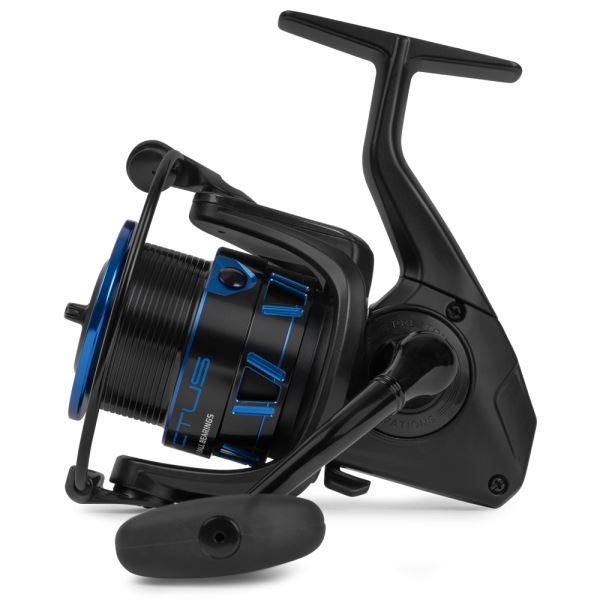 Preston Innovations Naviják Invictus Reel 420