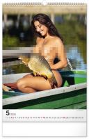 PGCZ Nástěnný Kalendář Girls And Carps 2025 33x46 cm (6)