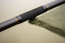 Wychwood Kaprový Podběrák Extremis 42 inch Landing Net And 2 Piece Handle (3)