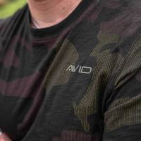 Avid Carp Triko s Dlouhým Rukávem Distortion Camo Lite T-Shirt Long Sleeve (6)