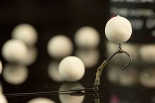 Sticky Baits Neutrálně Vyvážené Boilie The Krill Wafters White Ones 130 g 16 mm (2)