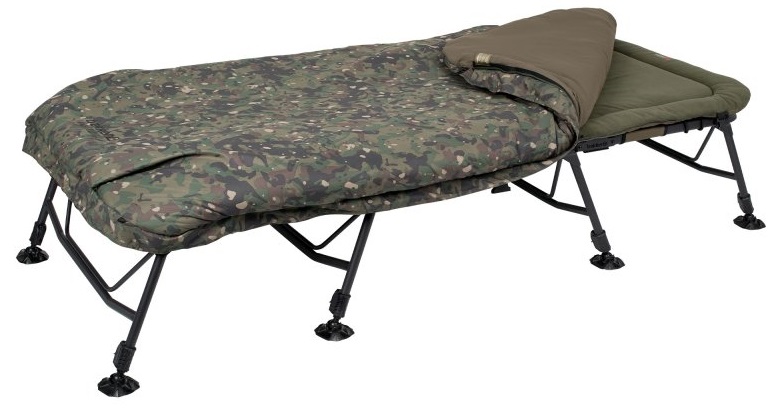 Trakker lehátko se spacákem rlx 8 wide camo bed system