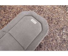 Avid Carp Lehátko Benchmark LevelTech X Bed + Spacák Ascent RS Camo XL (13)