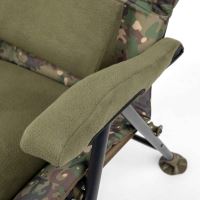 Trakker Křeslo Komfortní s Područkami Levelite Camo Longback Recliner (8)