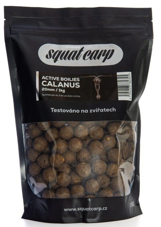 Levně Squat carp active boilies calanus - 1 kg 20 mm