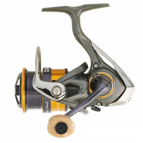 Daiwa Naviják 22 Silvercreek X LT 2000S-XH