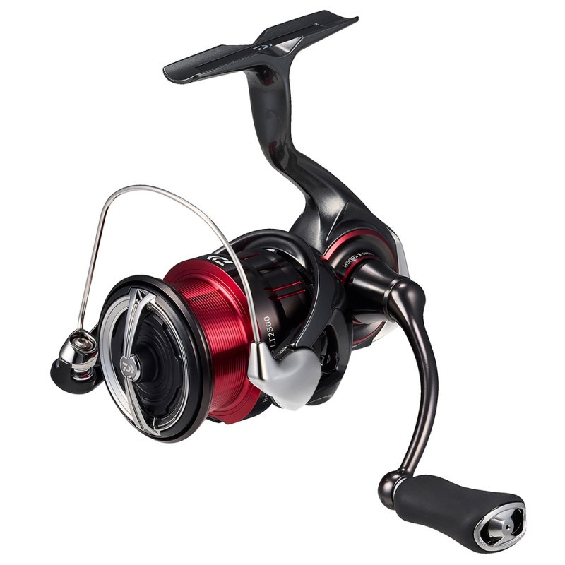 Daiwa Naviják 25 Ballistic Air LT 3000 PC (1)