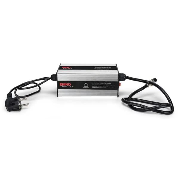 Rhino Nabíječka Charger 12V 15A