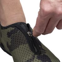 RidgeMonkey Boty APEarel Dropback Aqua Shoes Camo (2)