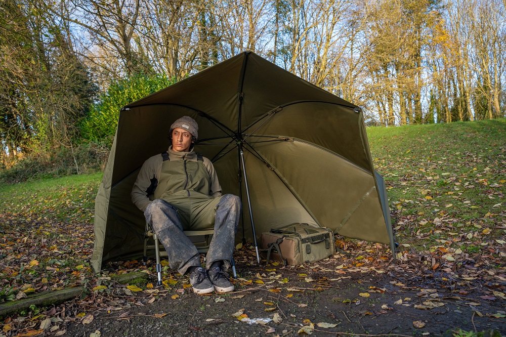 Levně Korum přístřešek progress graphite brolly shelter 50”