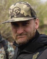 Korda Kšiltovka Snapback Cap Dark Kamo (2)