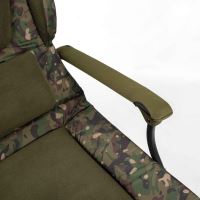 Trakker Křeslo Levelite Camo Longback Chair (6)