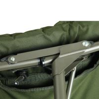 Giants Fishing Lehátko Luxury Air Bedchair 8 Leg (10)