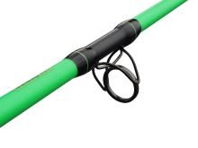 Madcat Prut UV Series Heavy Duty Rod 3 m 200-300 g (2)