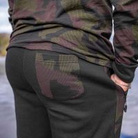 Avid Carp Kraťasy Distortion Black Jogger Short (8)