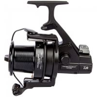 Daiwa Naviják Tournament S 5000 Black (2)