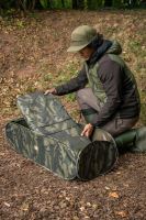 Korum Podložka Camo Fast Mat + Vážící Sak Camo Compact Weigh Sling (5)