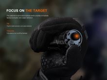 Fenix Taktická Nabíjecí Svítilna TK22R (15)