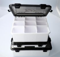 Daiwa Krabička D-BOX Deep Smoke (8)