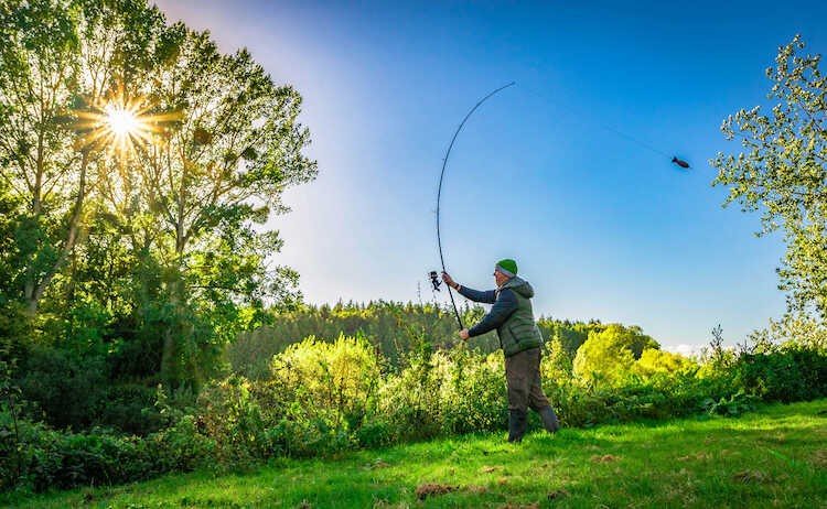 Korum Zakrmovací Raketa Bopper Bait Dropper (6)