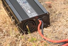 Mivardi Lithiová Baterie M-CELL 12 V 100 Ah + 20 A Nabíječka (15)