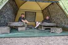 Avid Carp Lehátko se Spacákem Benchmark LevelTech System (17)