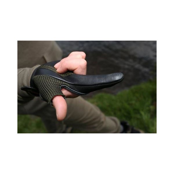 Taska Rukavice na daleké nahazování a zakrmování pravá