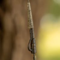 Avid Carp Závěsky Outline FleckTone Pinned Lead Clips (2)