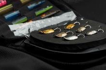 Savage Gear Pouzdro na nástrahy Zipper Wallet1 (3)