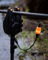 Fox Swinger Black Label Dinky Halo Bobbin (13)