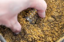 Preston Innovations Krmítko Hexmesh Plastic Bullet Feeders Large (2)