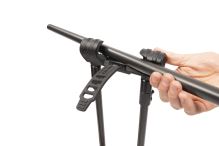 Avid Carp Držák na Podběrák Lok Down Landing Net Holder (5)