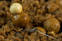 Sticky Baits Neutrálně Vyvážené Boilie Manilla Wafters White Ones 130 g 16 mm (3)