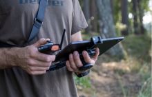 Deeper Držák Na Tablet a Dálkové Ovládání Pro Loďku Quest (3)